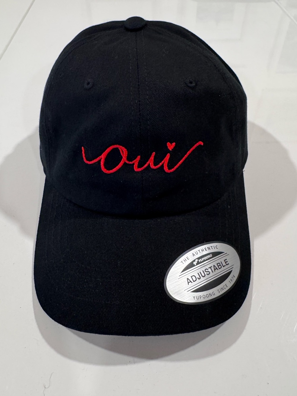 Black 'oui' Embroidered Baseball Cap